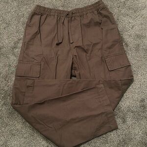 Jack and Jones Relaxed Straight Cargo Pants in Light Brown